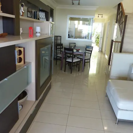Suncanarias Villa Mercedes *